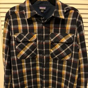 Men’s long sleeve button up